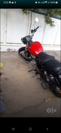 Royal Enfield Classic 350 Redditch Red