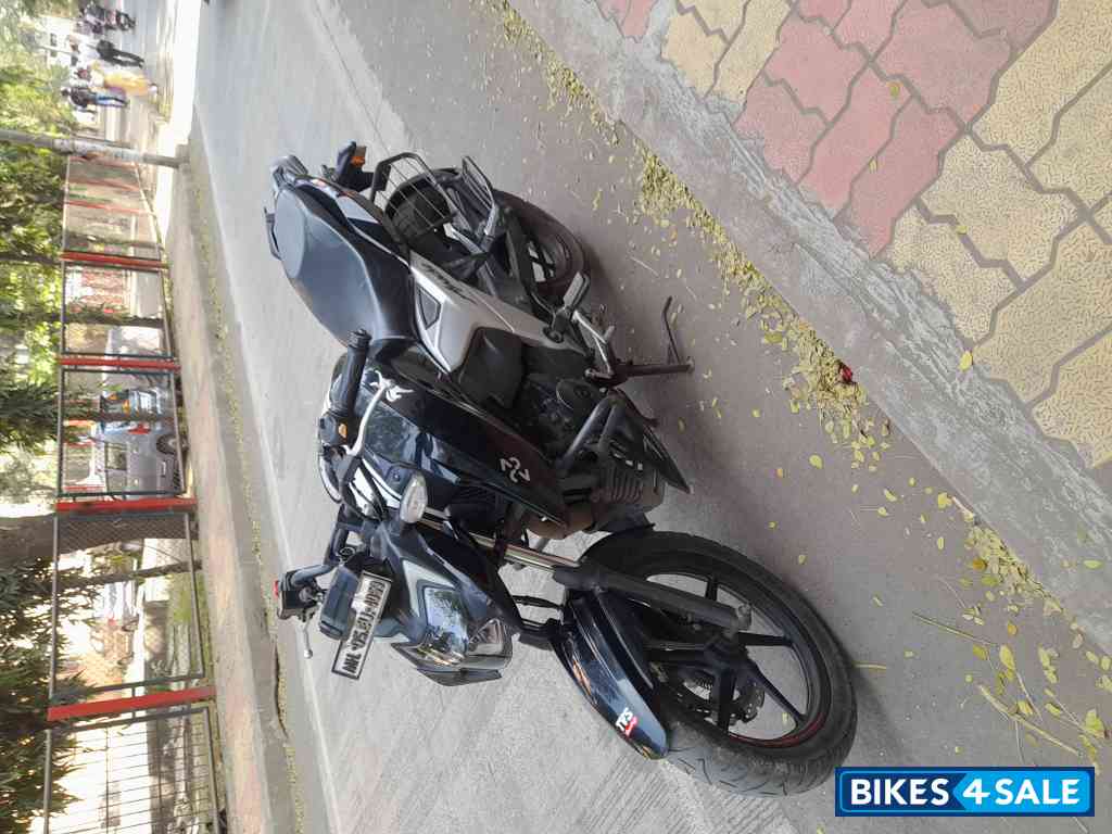 TVS Apache RTR 160 4V
