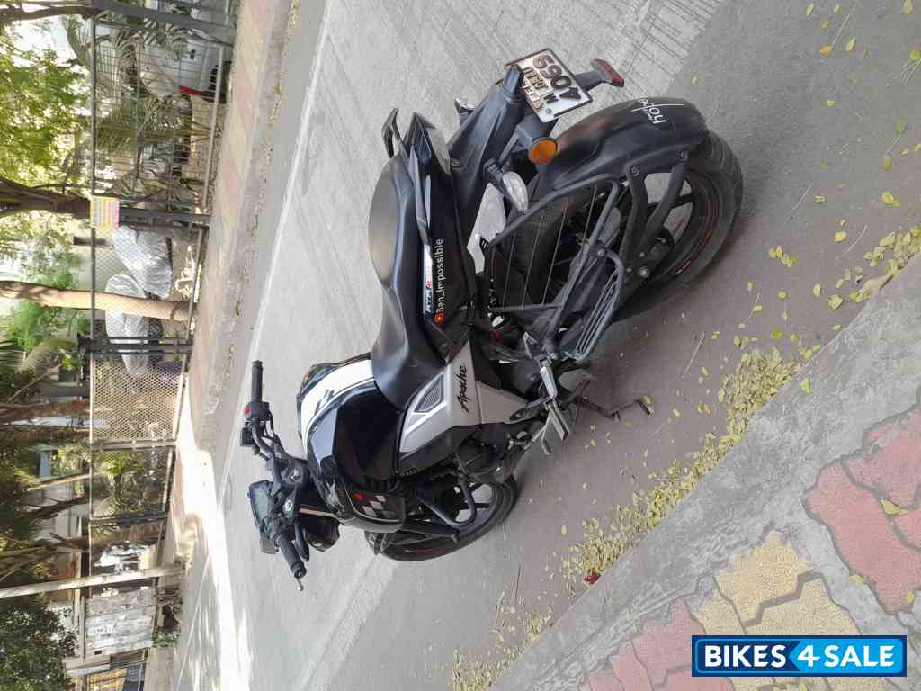 TVS Apache RTR 160 4V