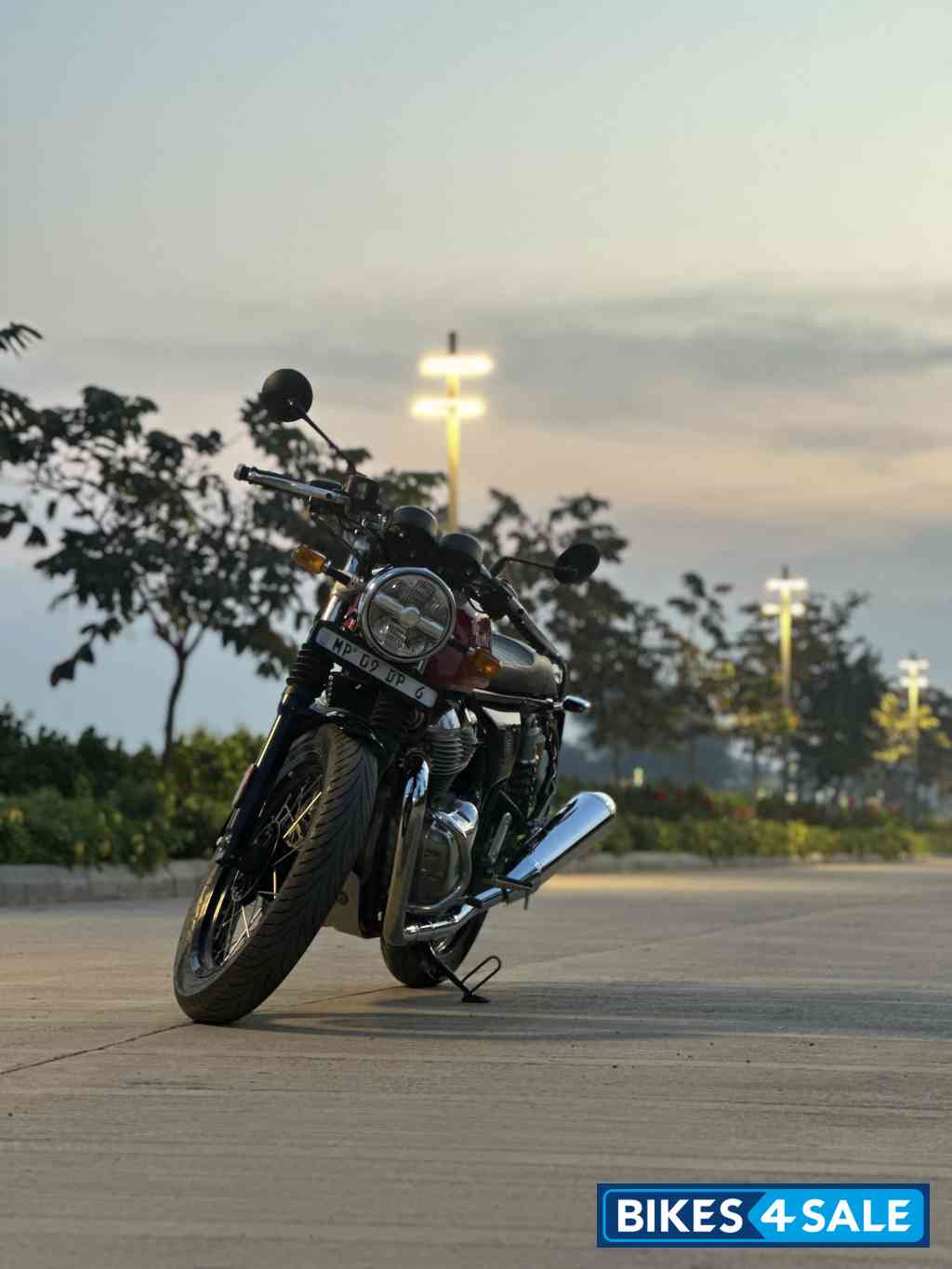 Rocker Red Royal Enfield Continental GT 650