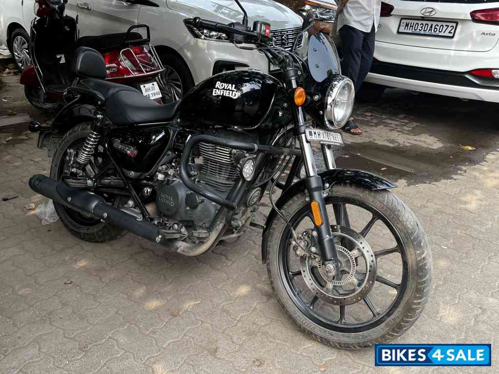 Royal Enfield Meteor 350 Fireball