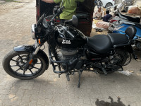 Royal Enfield Meteor 350 Fireball