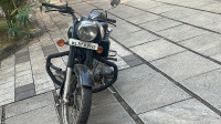 Black Royal Enfield Classic 350