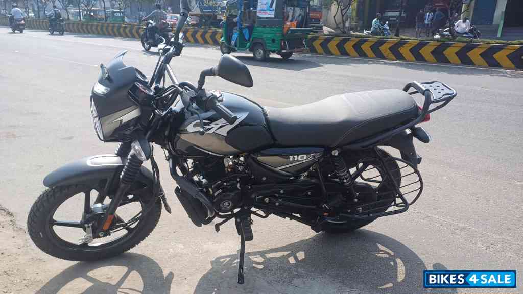 Black Bajaj CT110X