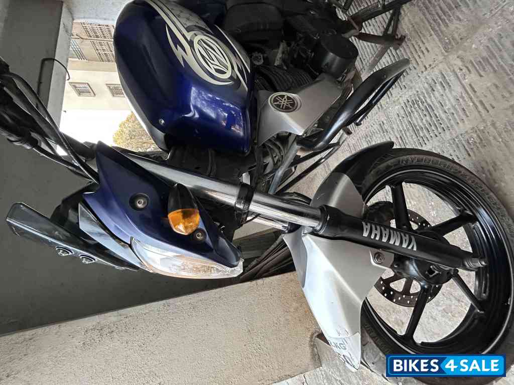 Blue Yamaha FZ-S