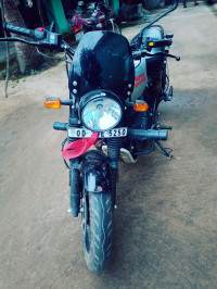 Royal Enfield Hunter 350 Retro