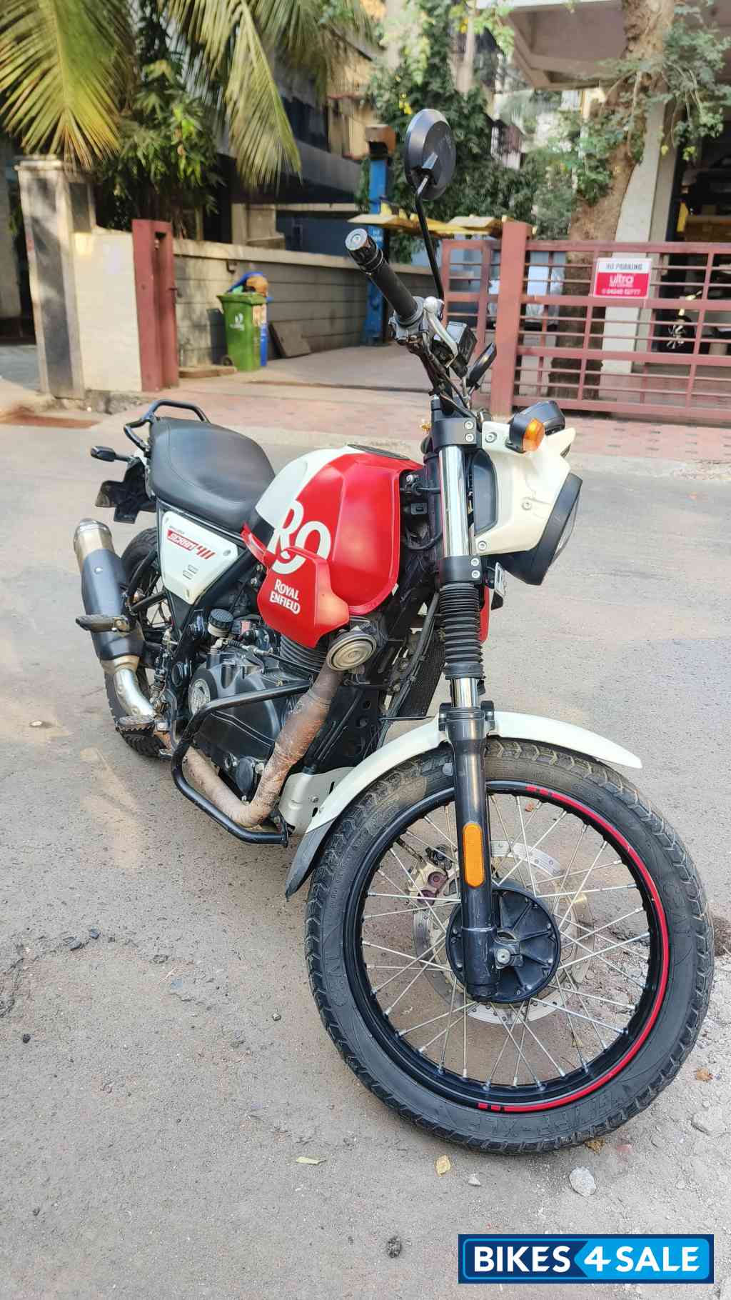 White Royal Enfield Scram 411