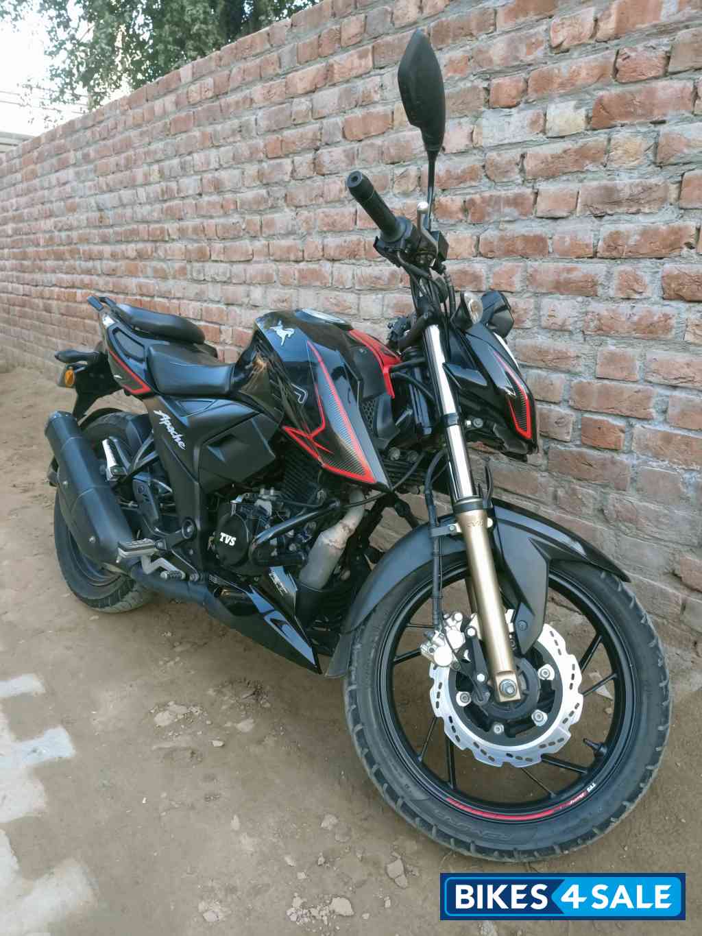 TVS Apache RTR 200 4V 2020