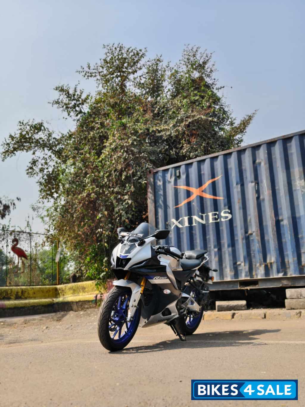 Gray Black Yamaha R15M