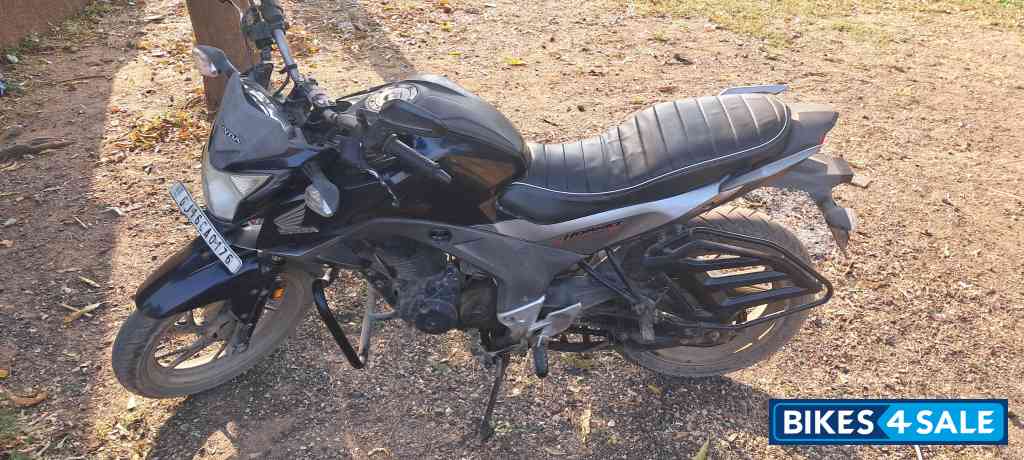 Honda CB Hornet 160R