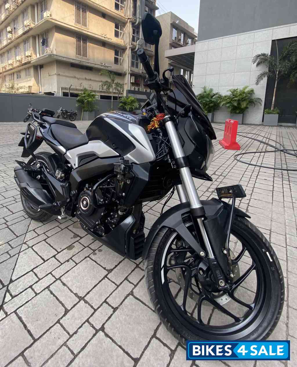 Bajaj Dominar 250
