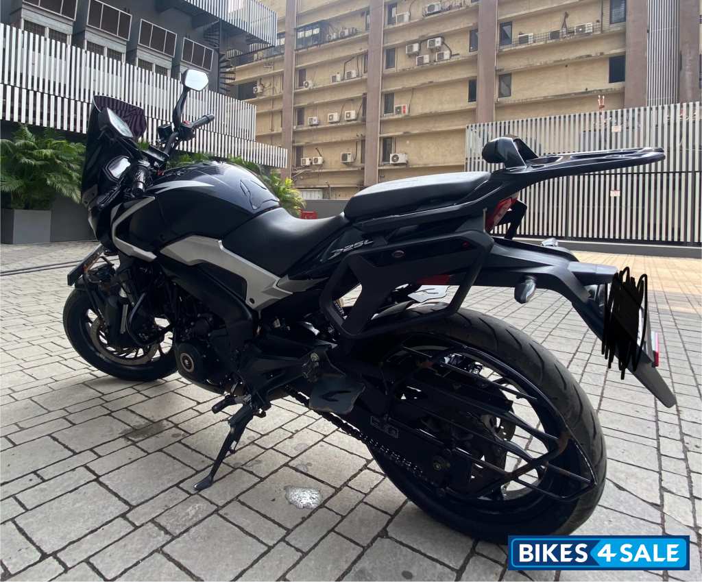 Bajaj Dominar 250