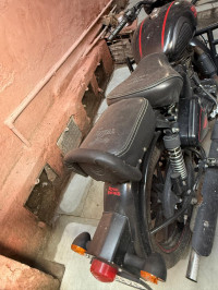 Stealth Black Royal Enfield Bullet 350 KS BS6