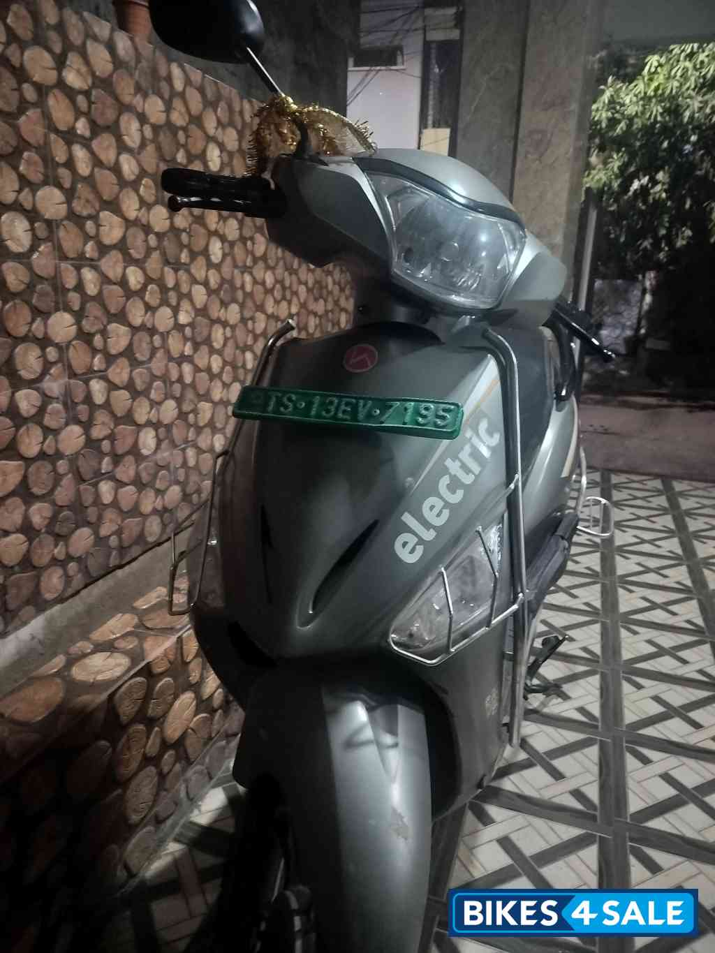 Hero Electric Optima HX