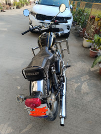 Black Royal Enfield Bullet Electra Twinspark
