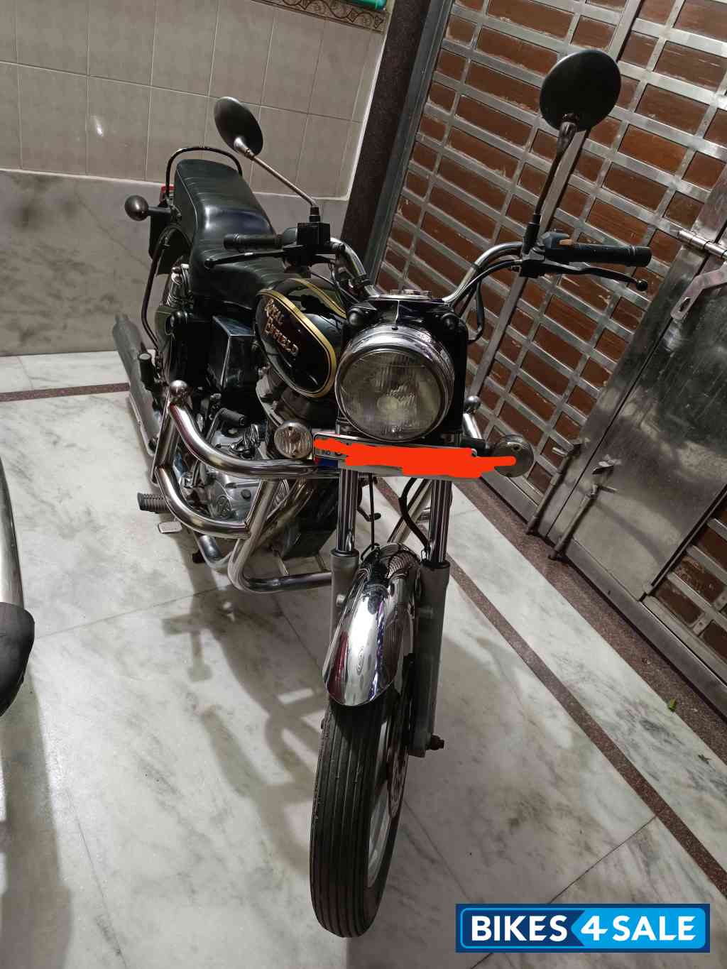 Black Royal Enfield Bullet Electra Twinspark