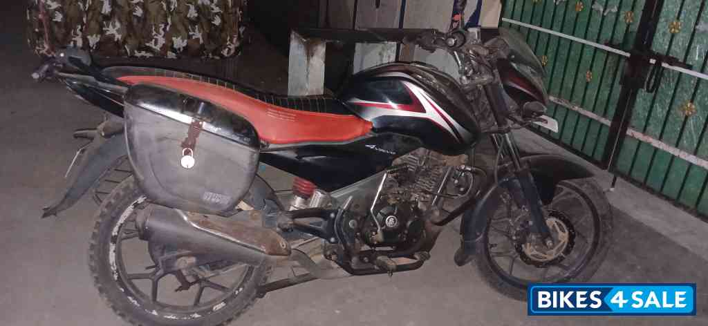 Bajaj Discover 150 S Bajaj Discover 150 S