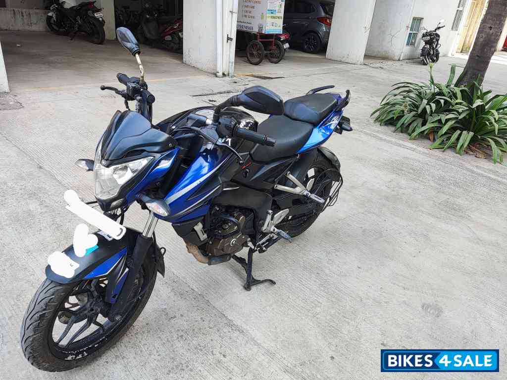 Bajaj Pulsar NS200
