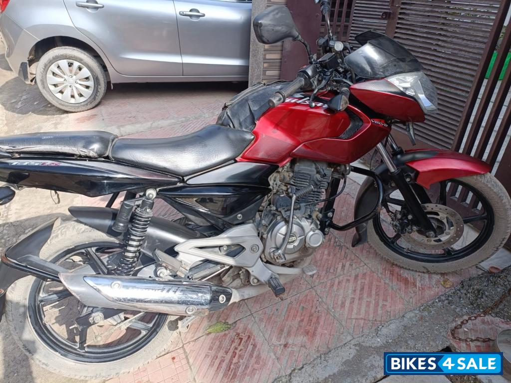 Bajaj Pulsar 135LS