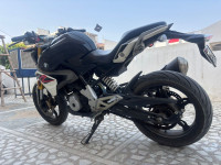 BMW G 310 R