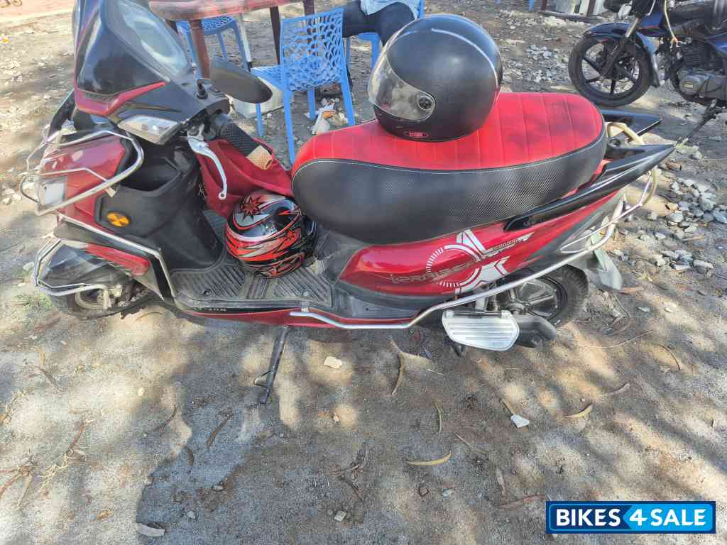 Red With Black Okinawa i-Praise Plus