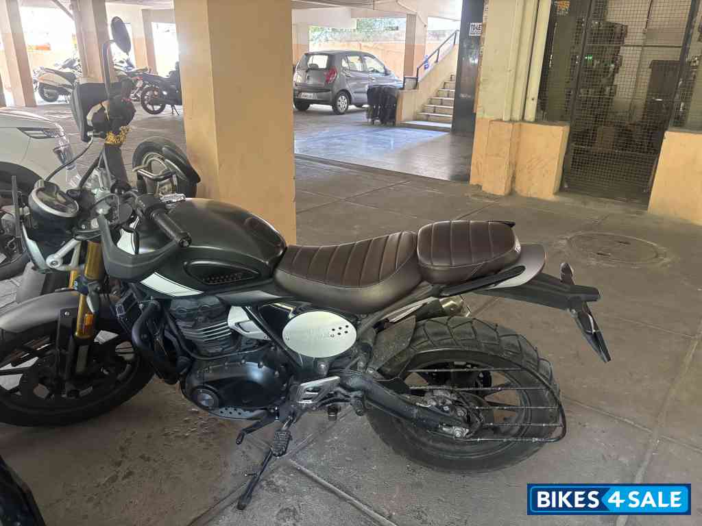 Triumph Scrambler 400 X