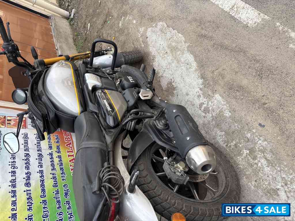 TVS Ronin TD