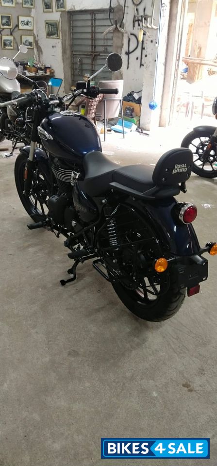 Royal Enfield Meteor 350 Stellar