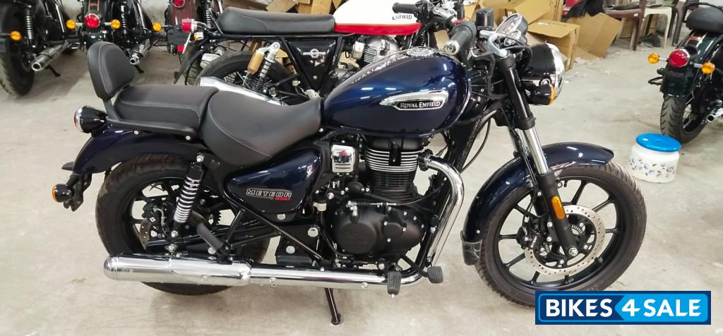 Royal Enfield Meteor 350 Stellar