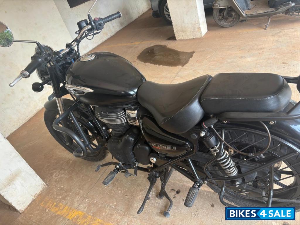 Royal Enfield Meteor 350 Stellar