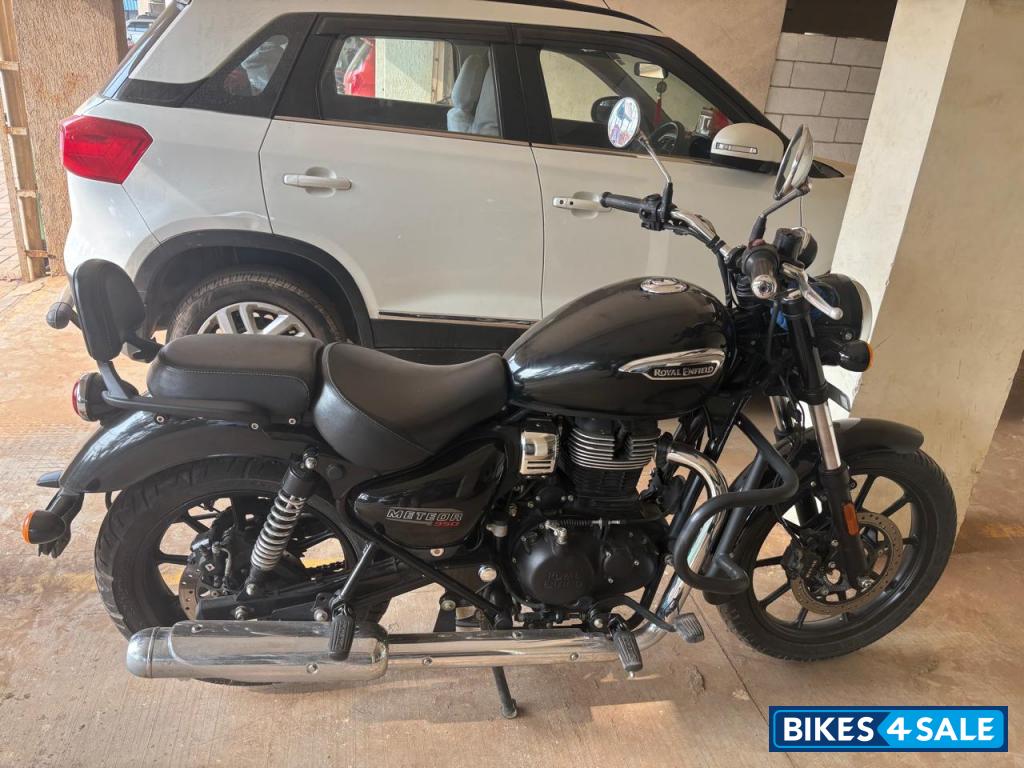 Royal Enfield Meteor 350 Stellar