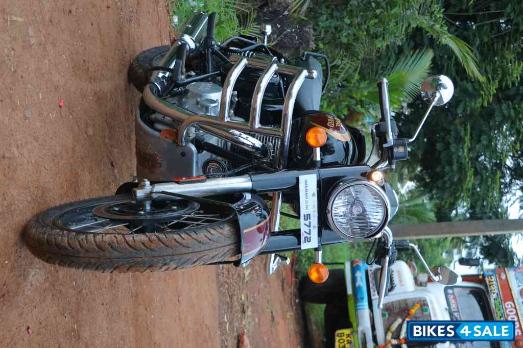 Royal Enfield Classic 350 Single Channel BS6