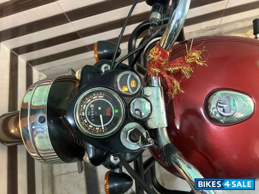 Red Black Royal Enfield Bullet 350 ES