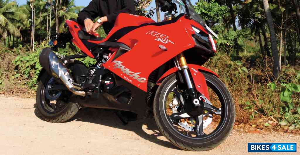 Red TVS Apache RR 310 Red TVS Apache RR 310
