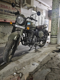 Royal Enfield Classic 350 Redditch Green