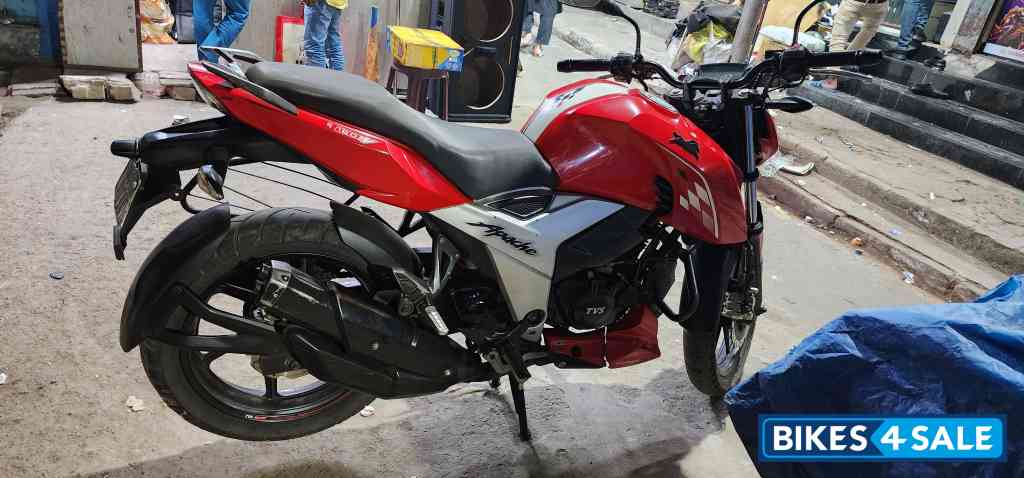 TVS Apache RTR 160 4V BS6 TVS Apache RTR 160 4V BS6