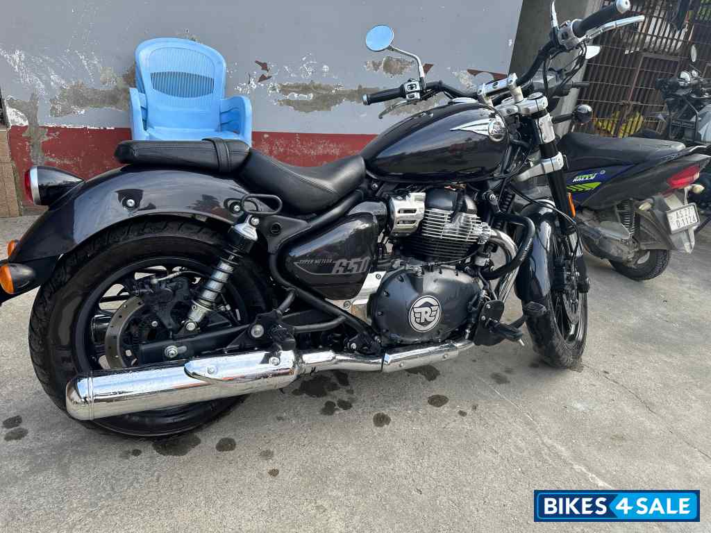 Royal Enfield Super Meteor 650