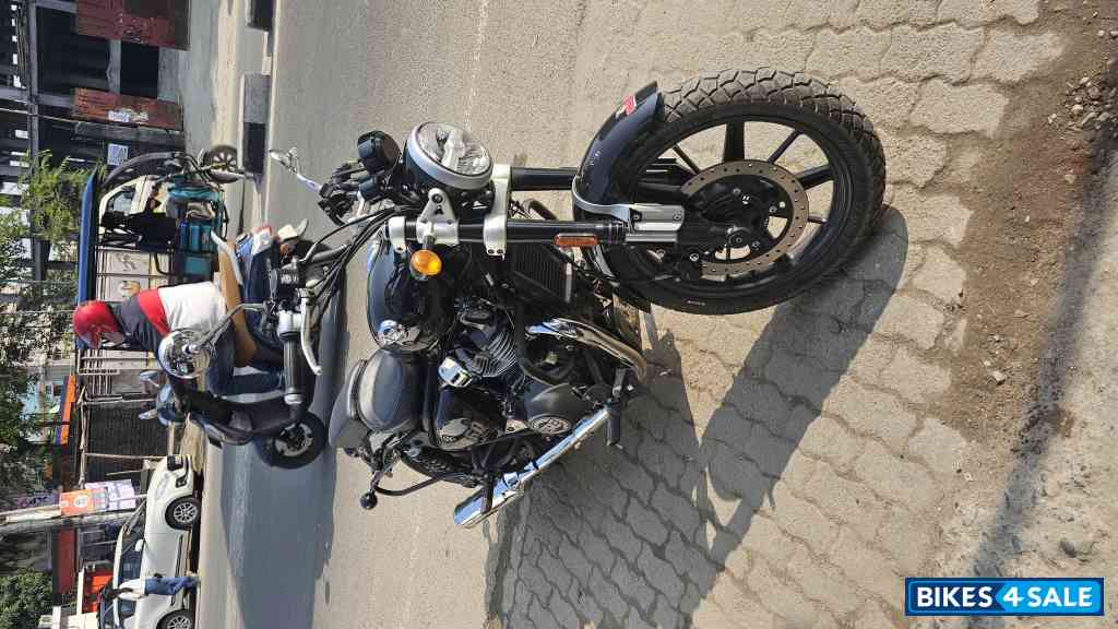 Royal Enfield Super Meteor 650
