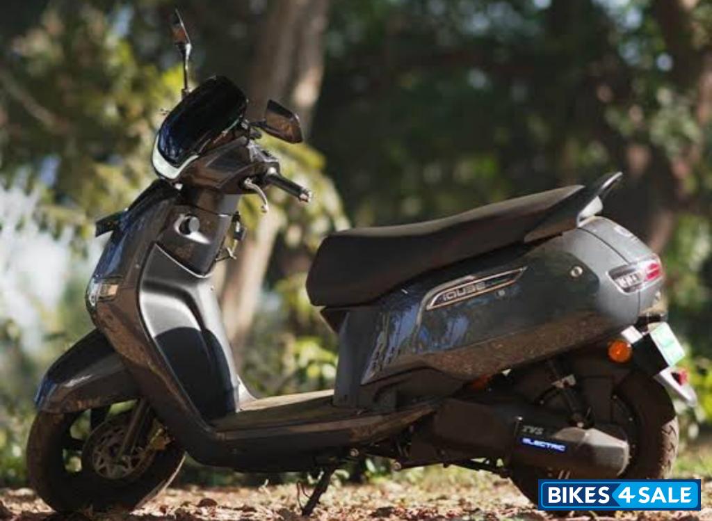 TVS iQube S