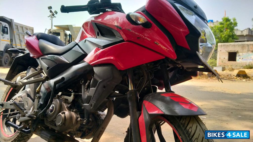 Red Bajaj Pulsar AS 150