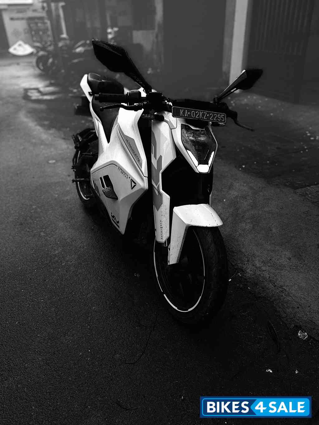 Ultraviolette F77 Mach 2 Recon