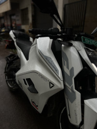 Ultraviolette F77 Mach 2 Recon