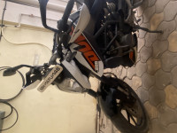 KTM Duke 200