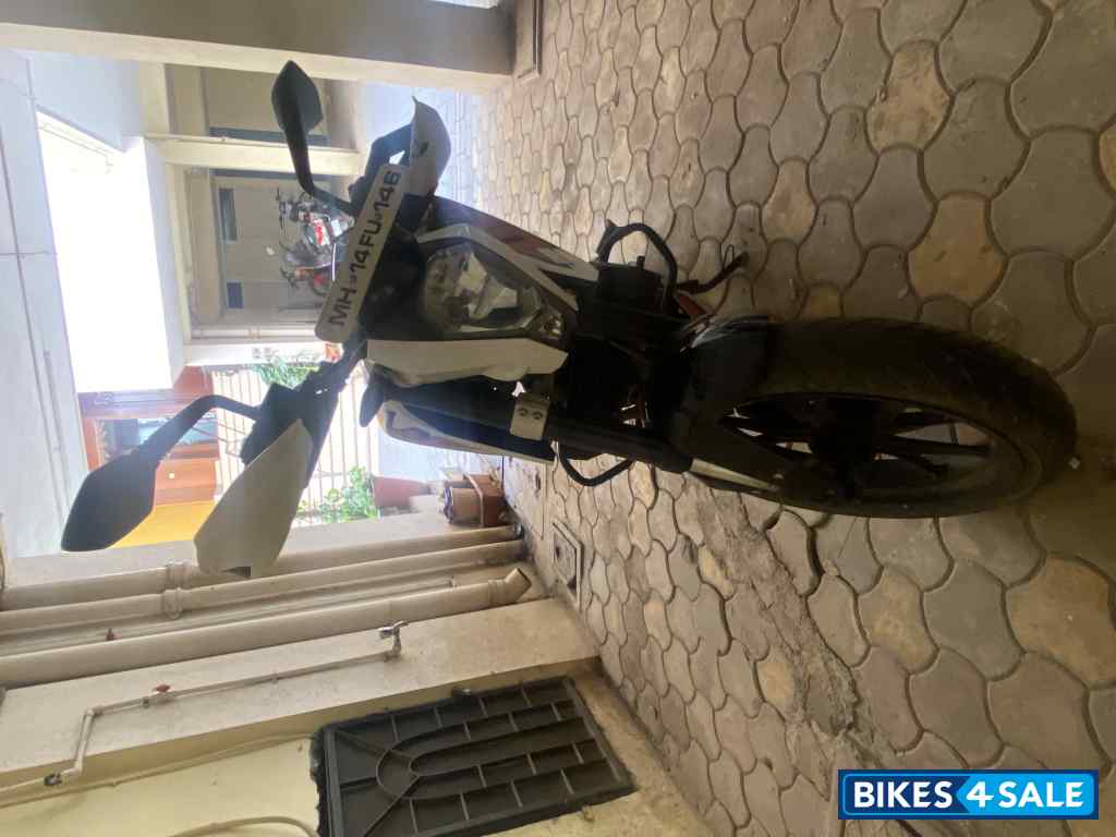 KTM Duke 200