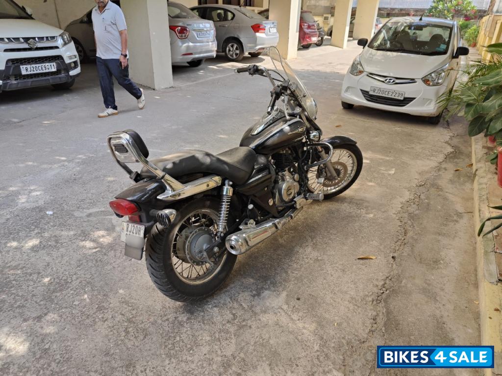 Bajaj Avenger Cruise 220