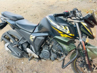 Yamaha FZ