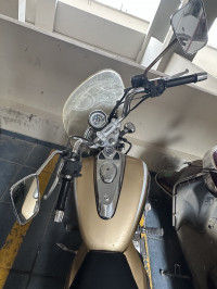 Bajaj Avenger Cruise 220