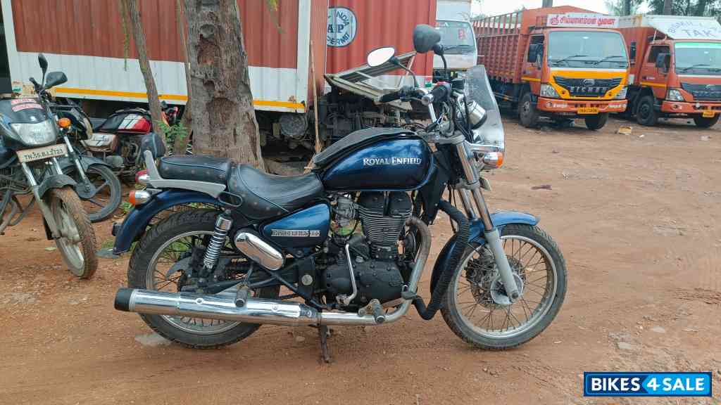 Blue Royal Enfield Thunderbird TwinSpark 350