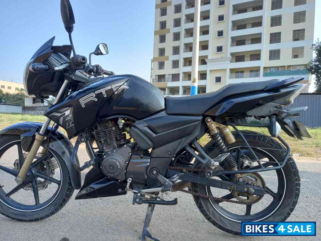 TVS Apache RTR 180 Race Edition