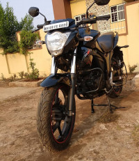 Sparkle Black Suzuki Gixxer 150